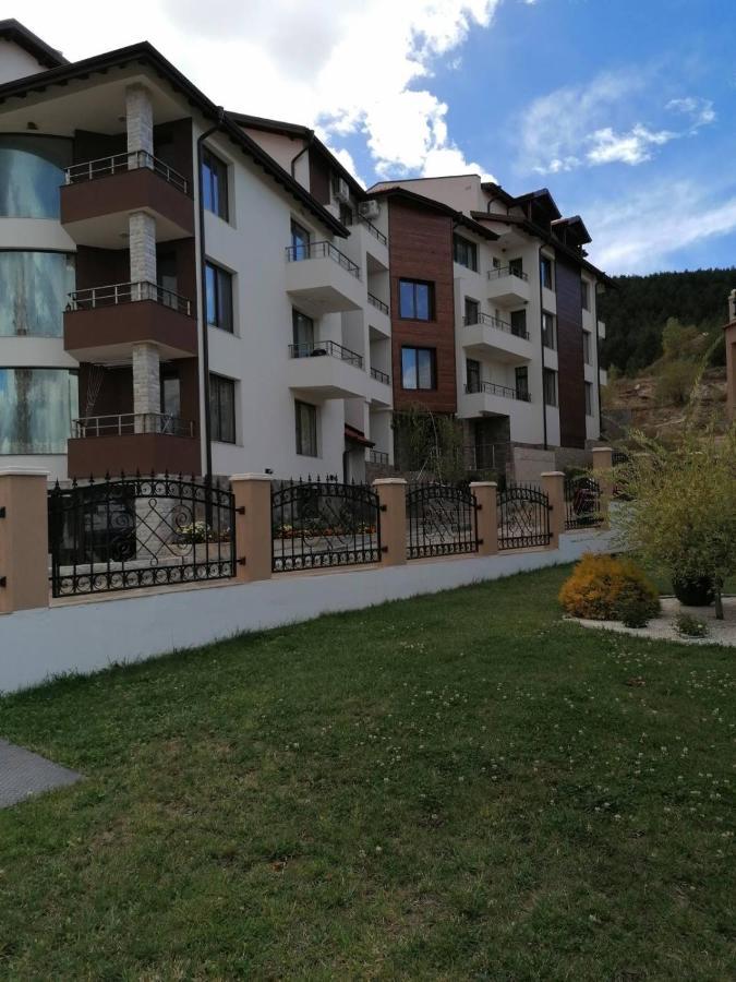 Арт Мезонет Salem Apartment Velingrad Luaran gambar